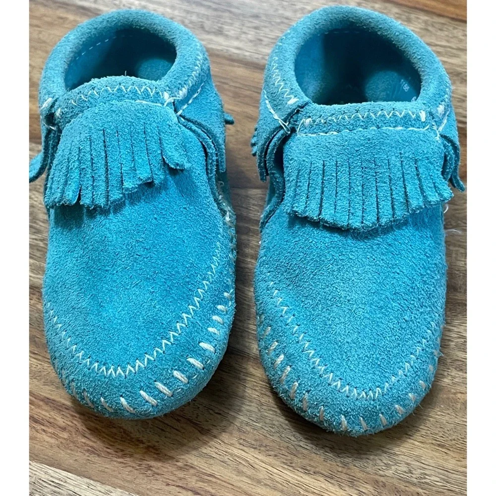 Minnetonka moccasins kids